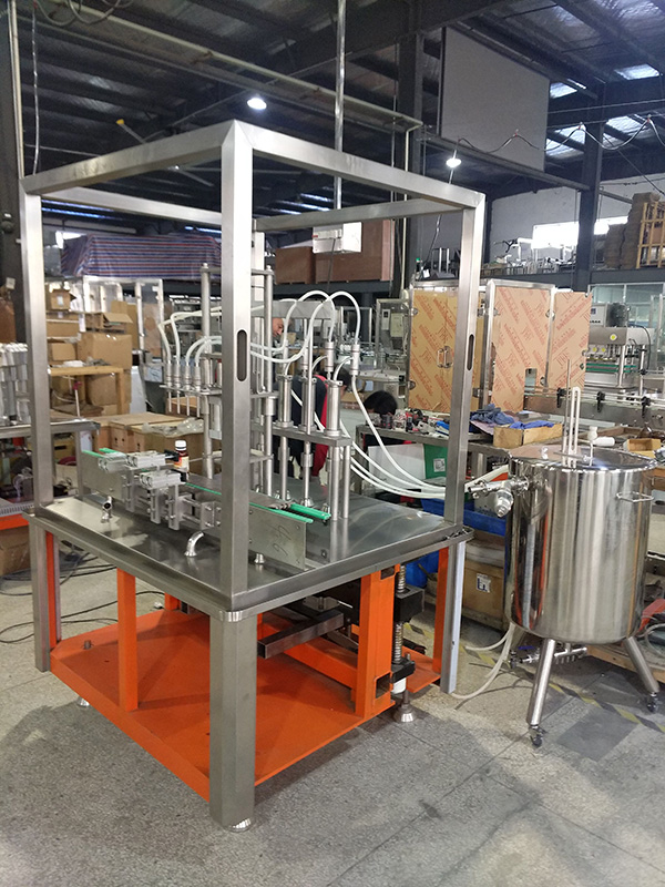 新品展示:糖浆灌装机(图2) 灌装机